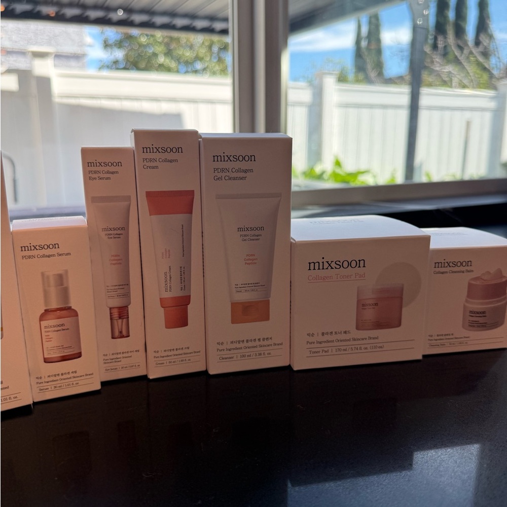 Mixsoon Collagen Skincare Set - White and Pink
